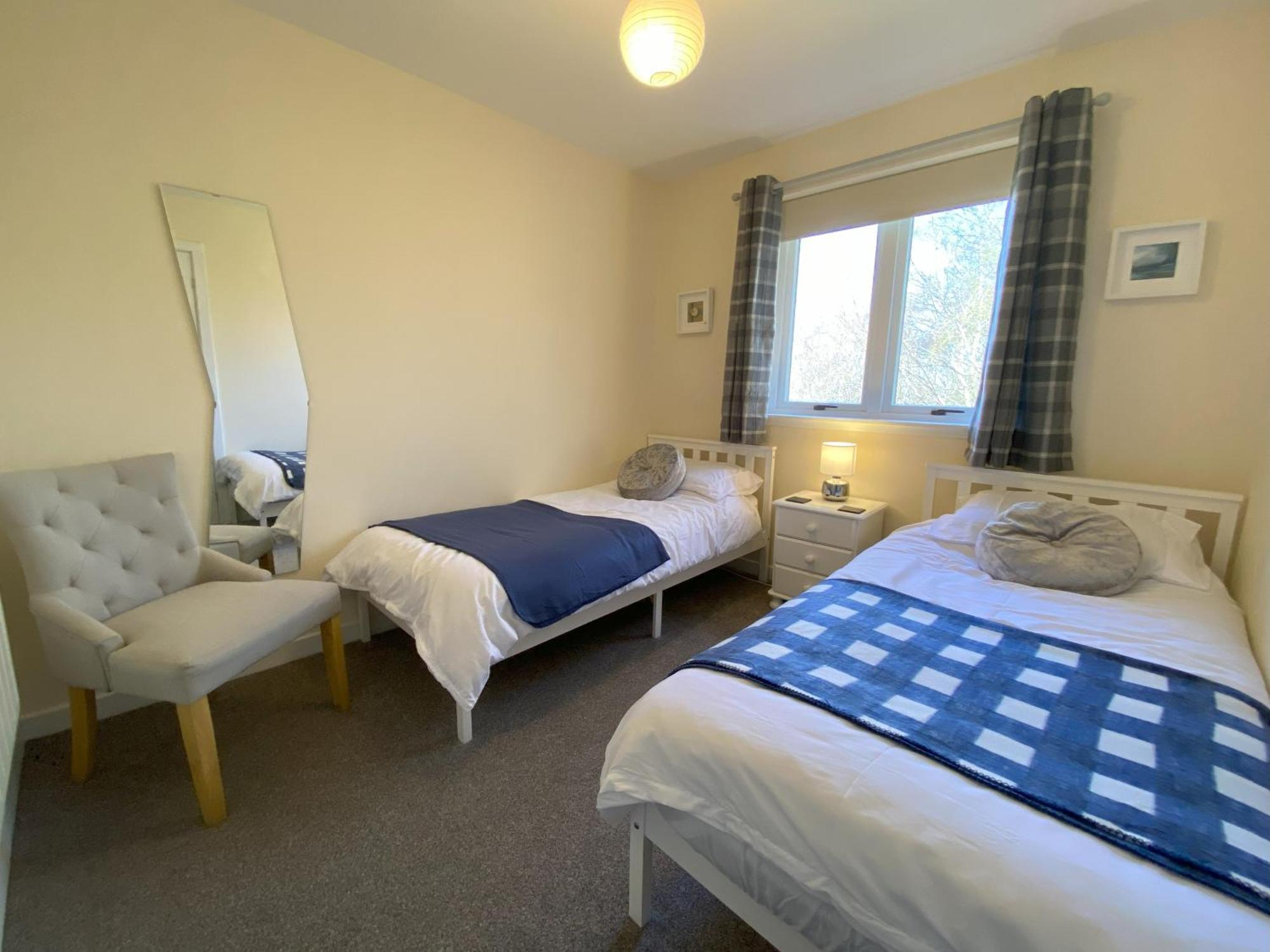Treetops - Bright 2 Bed Flat - Super Location Inverness Exterior foto